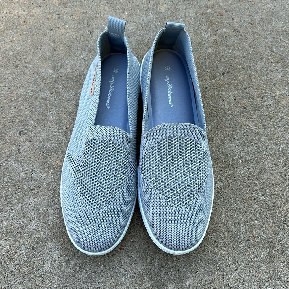 Tommy Bahama mesh slip on with excellent comfort support.